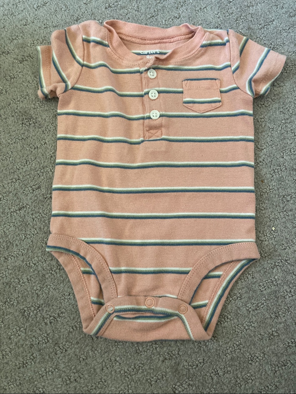 10-pc Bundle assorted baby boy clothes, 9M/12M. - Picture 4 of 9